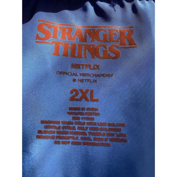Netflix Official Merch 2XL Stranger Things LS 1/4 zip Red White Blue Cinched Btm - Picture 5 of 6